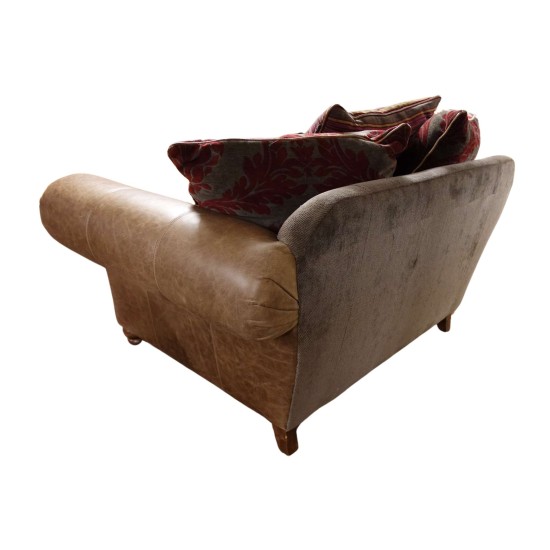 Tetrad Loveseat