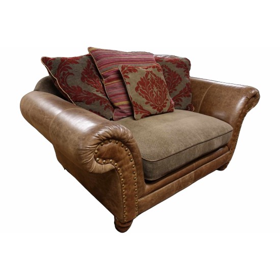 Tetrad Loveseat